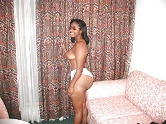 25P ALL KINDS OF MATURE BLACK WOMEN PT.17