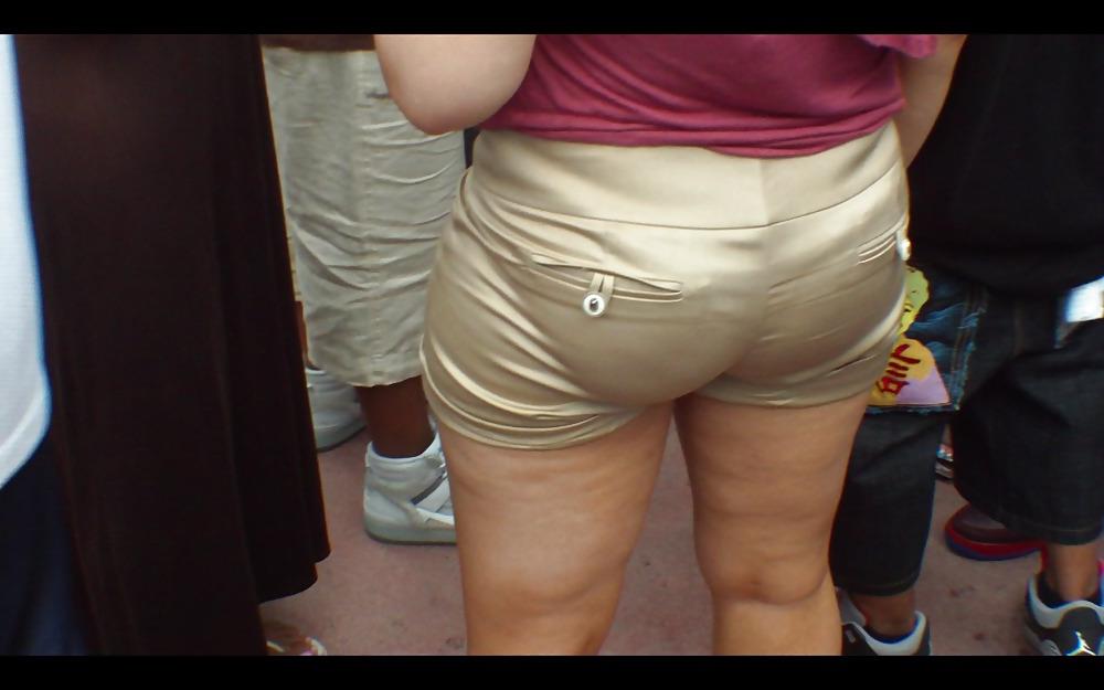 25P Black STREET BOOTY voyeur redbone ebony chicks!
