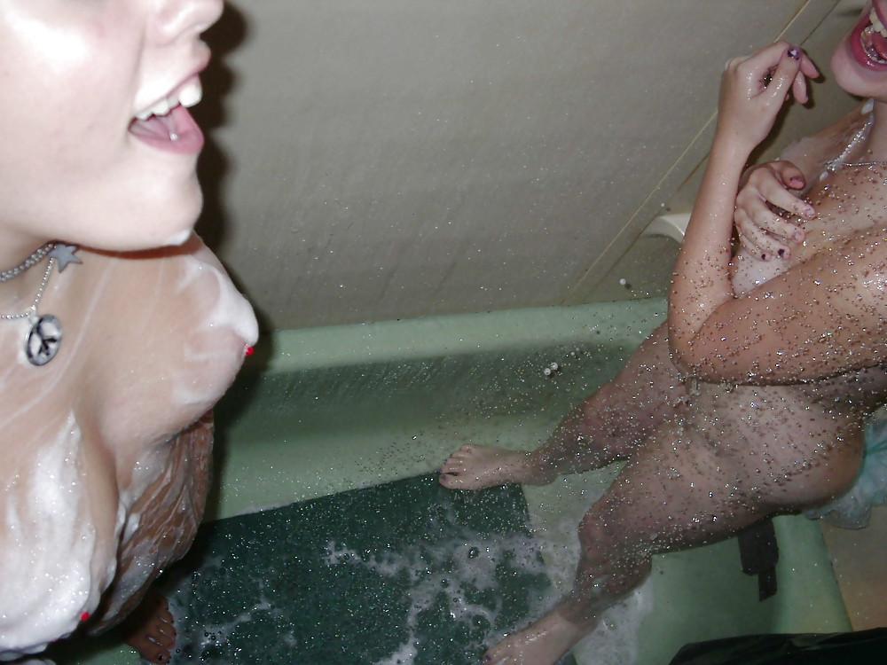 13P Shower Teen Lesbians