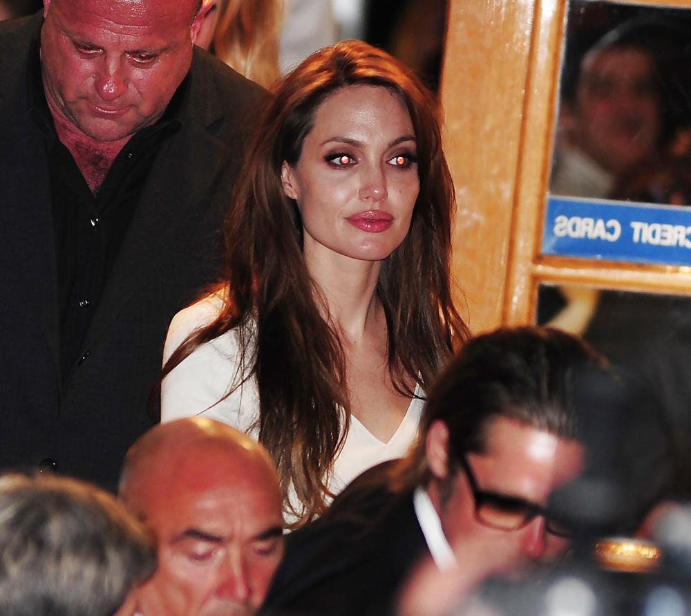 12P Angelina Jolie dining Tetou restaurant France