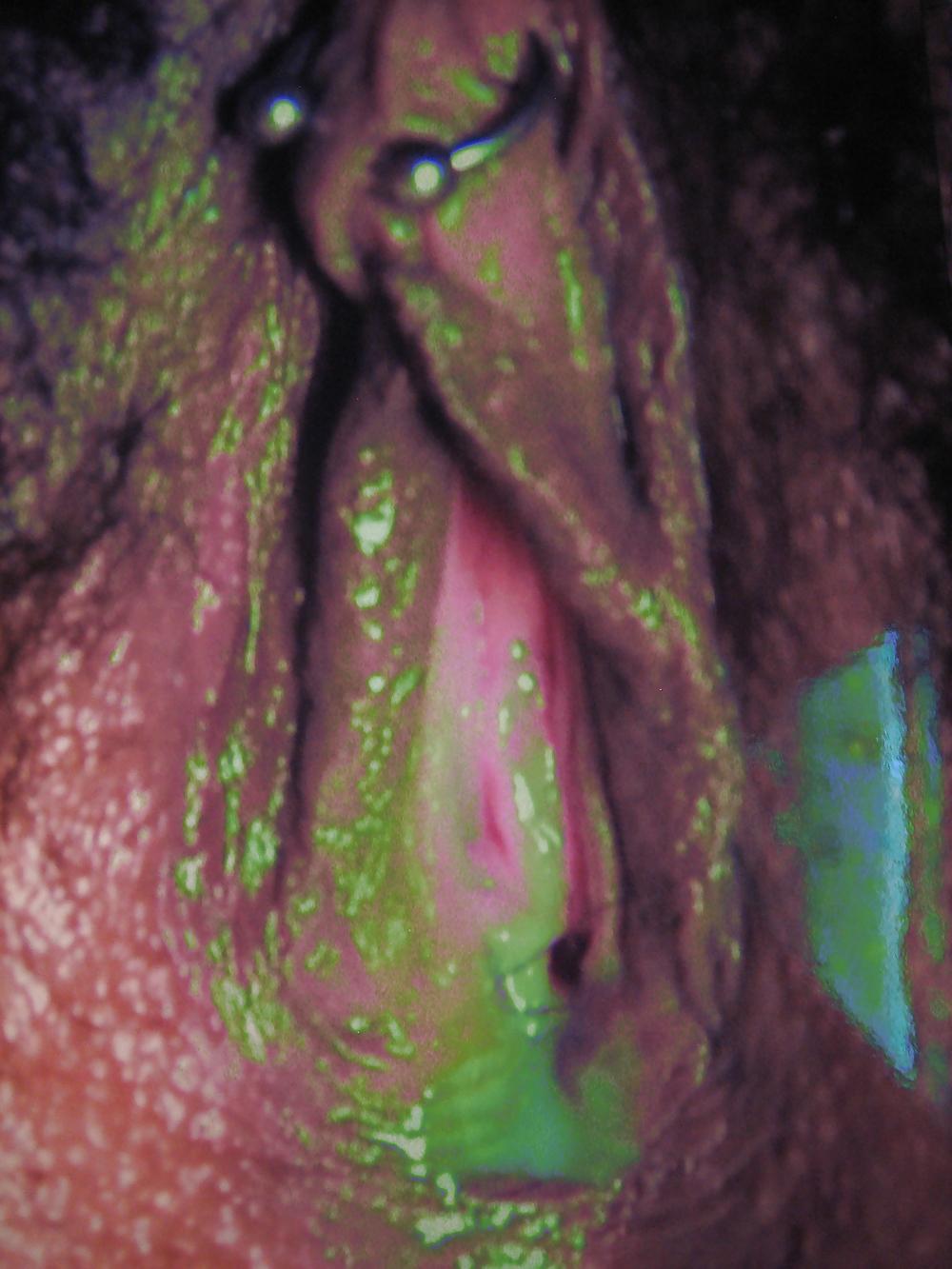 22P Labia love