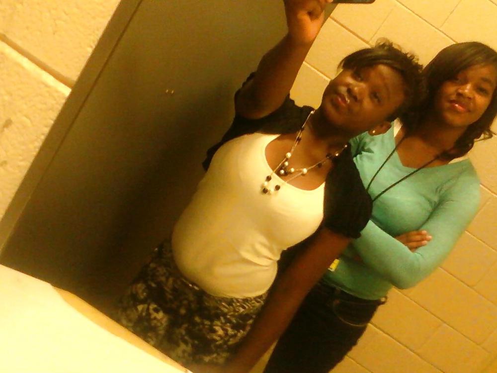 17P More non nude black and ebony teens 