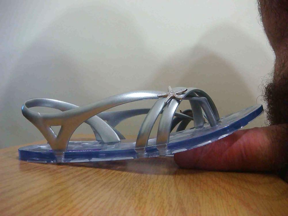 23P Sandalia plastica transparente