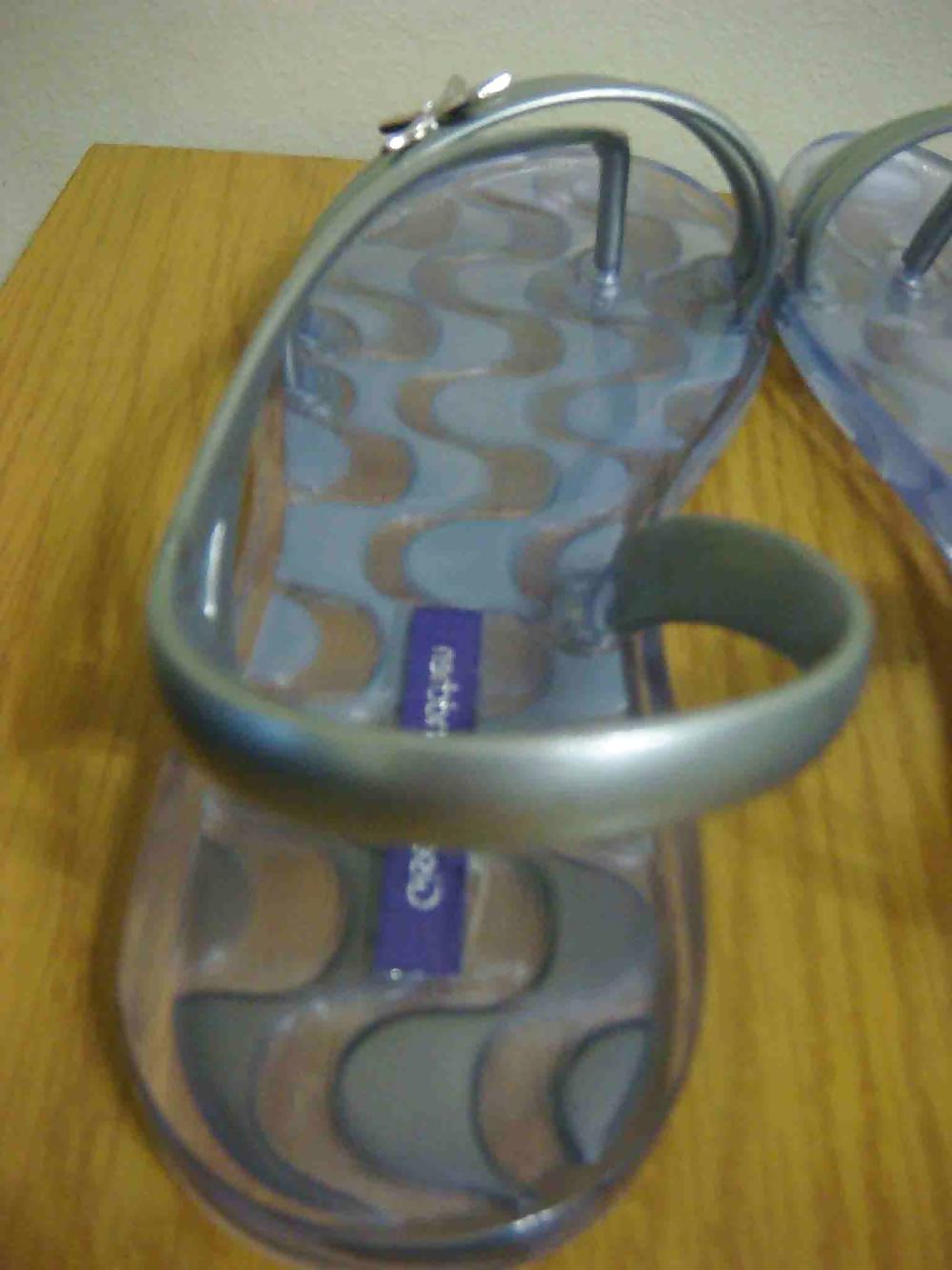 23P Sandalia plastica transparente