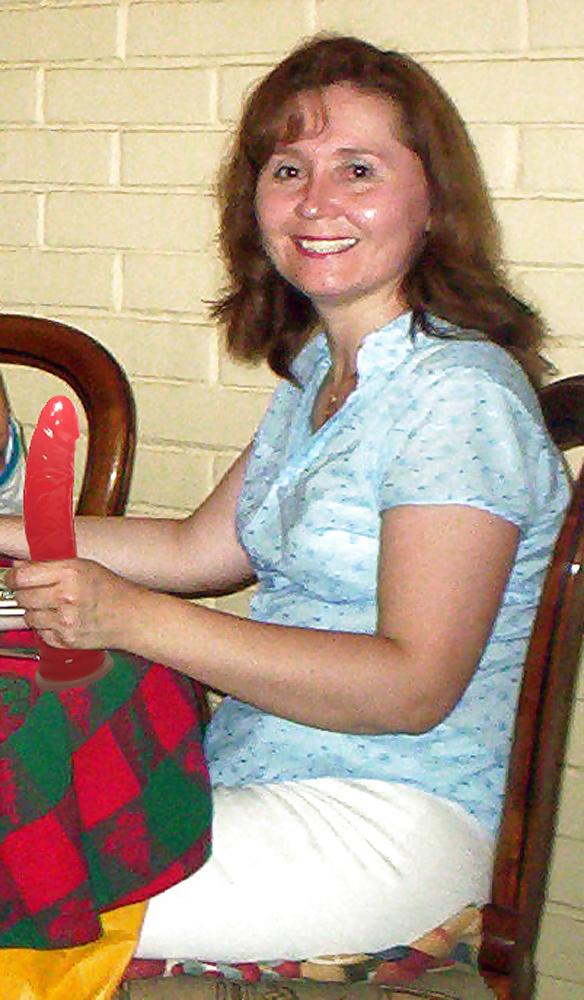 25P Milf neighbor in fake fucking 5
