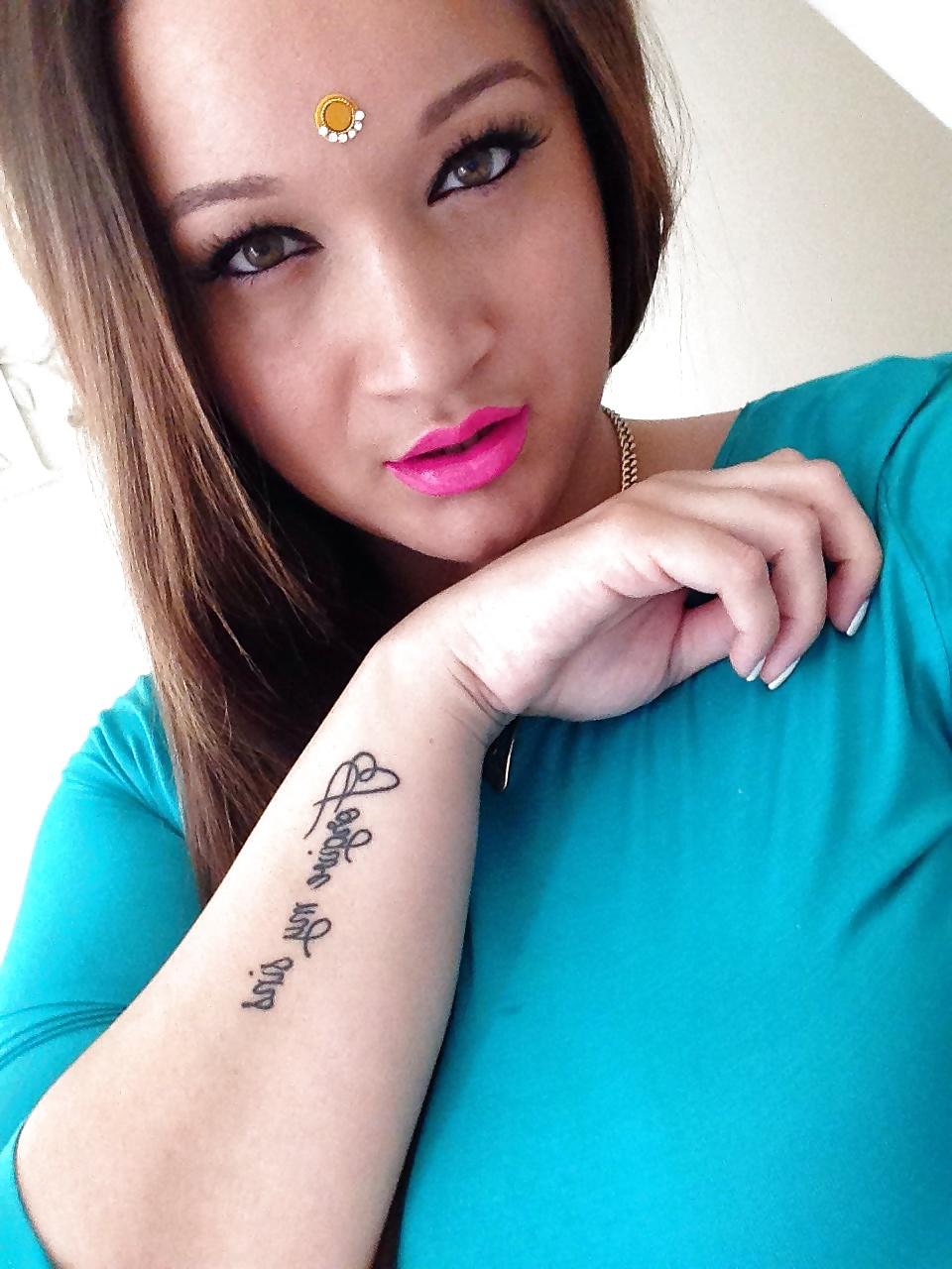 10P Black Women: BBW Selfies 3