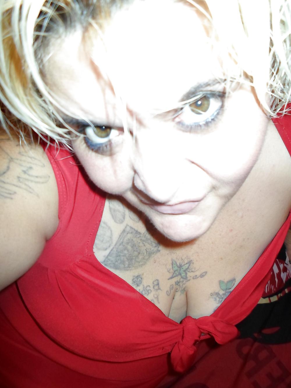 25P Naughty teasing posing in red n gold 