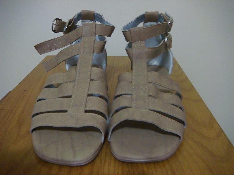 25P Sandalia glariadora baixa Gigi Marri