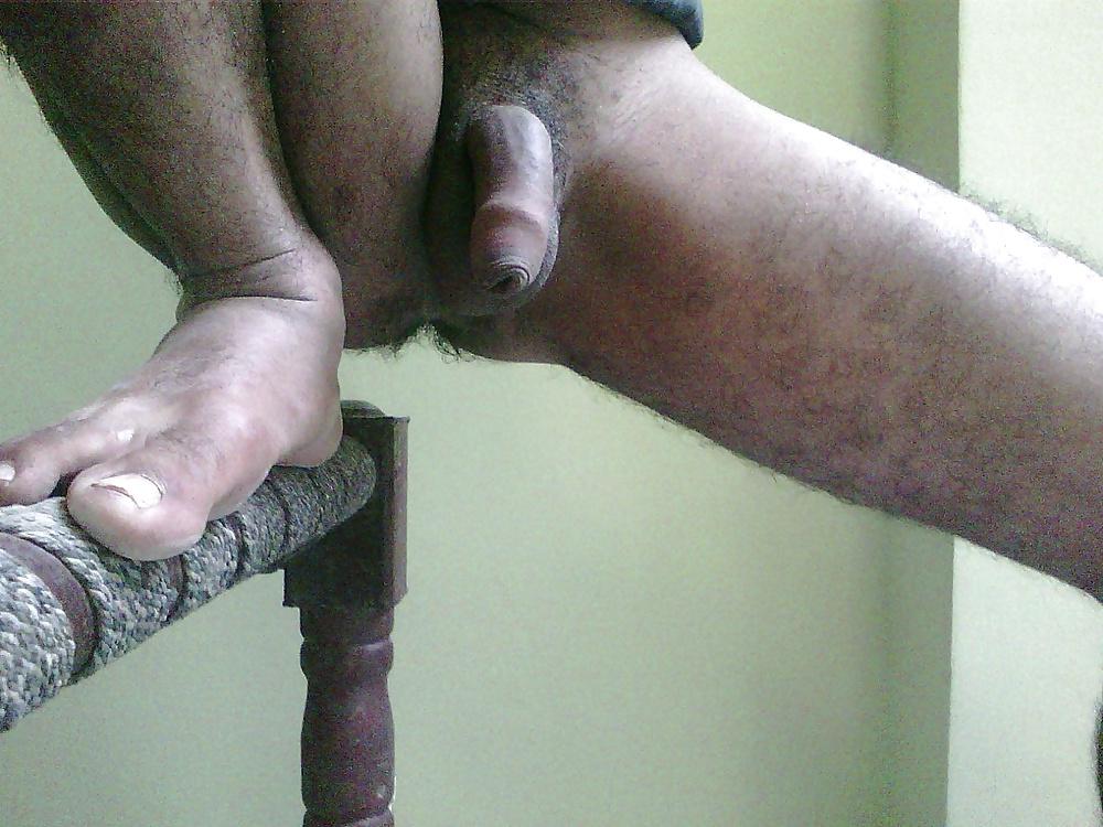 7P Cock and ass without underwear 