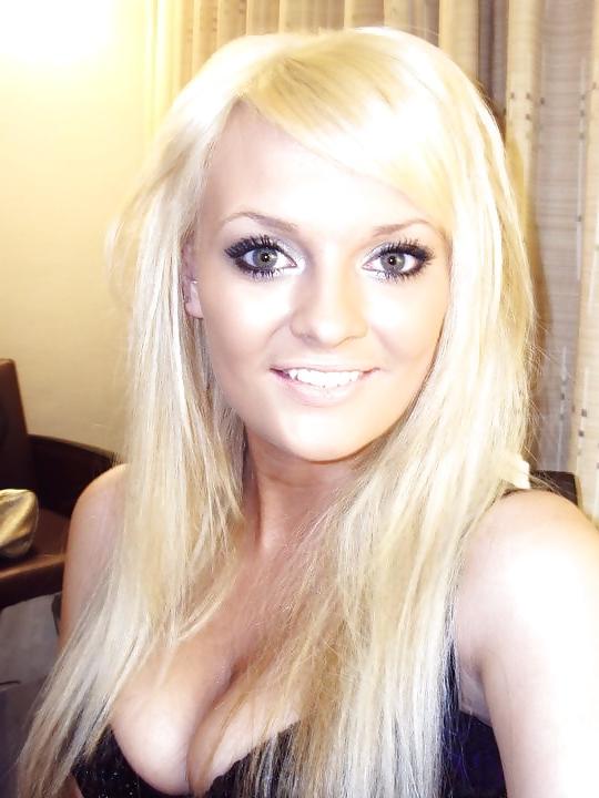 7P British BLONDE