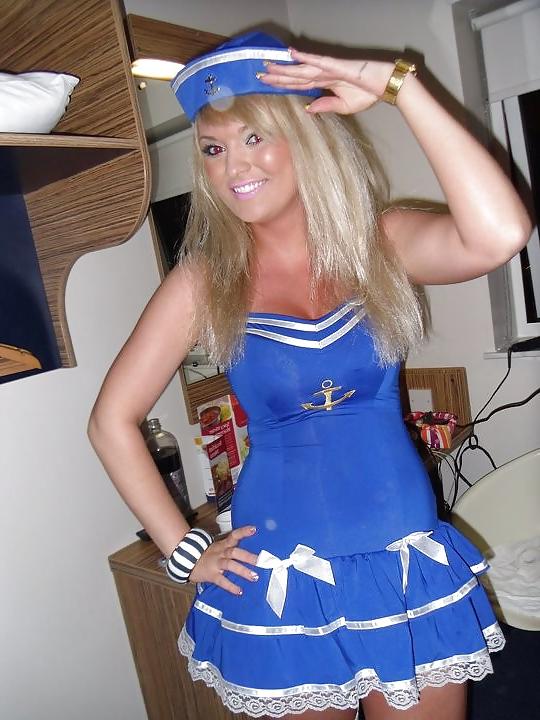 7P British BLONDE