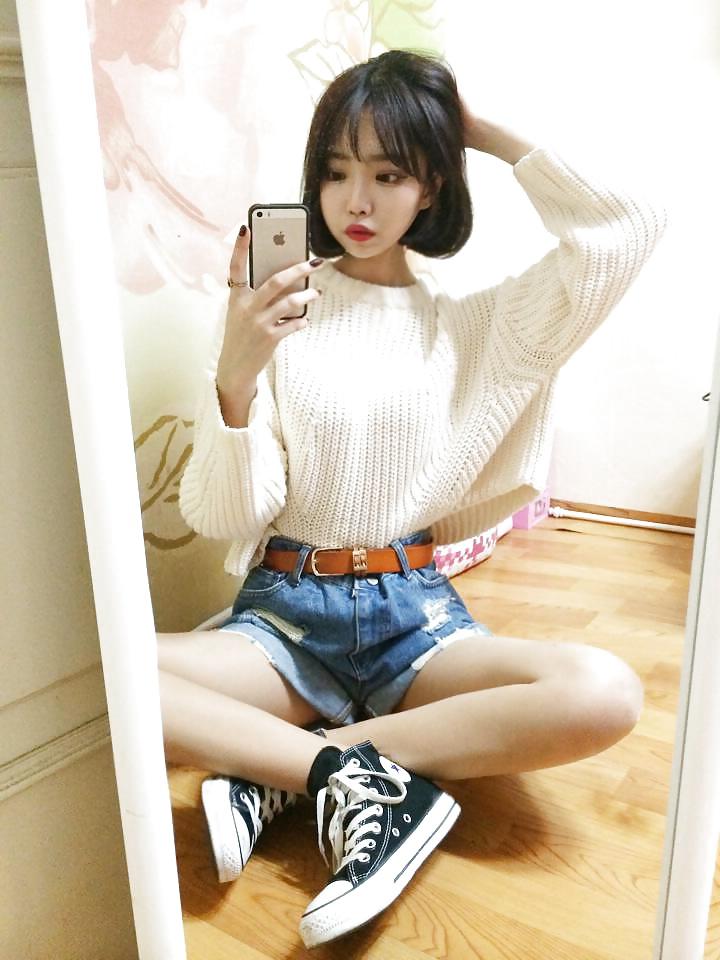 25P Korean bitches are just dicksheaths for white men