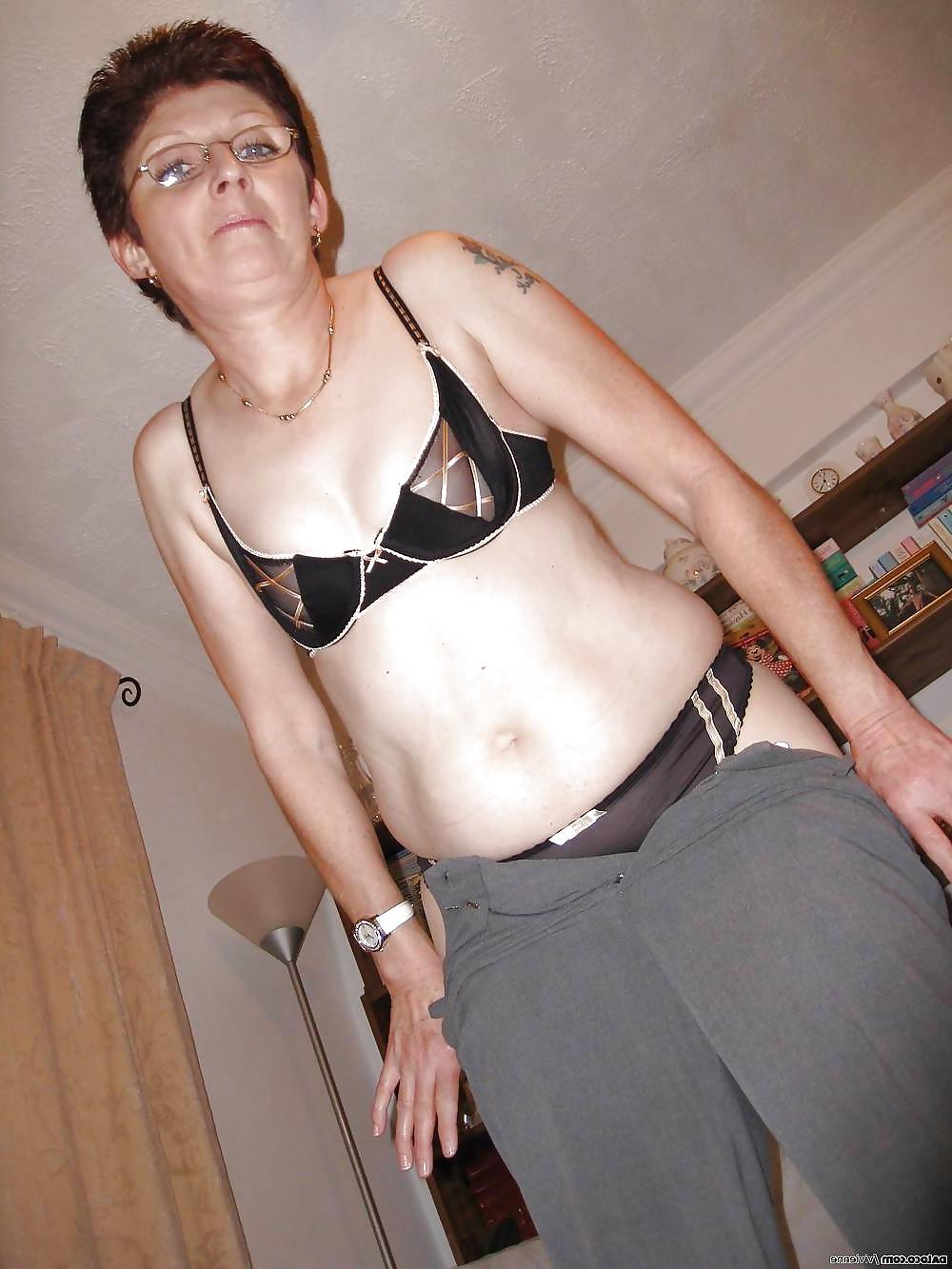 24P 60 Years old Lady Vivienne posing in Stockings