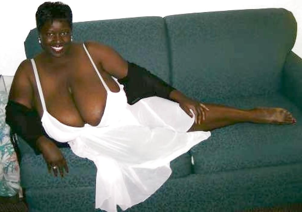 25P Huge Black Boobs Amateurs