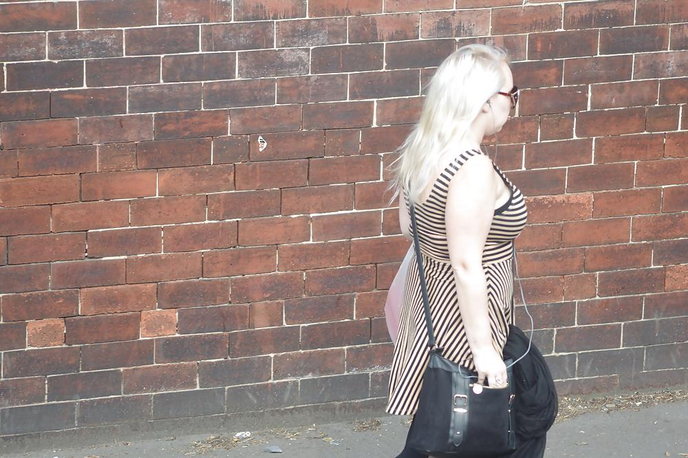 6P British Chubby Blonde