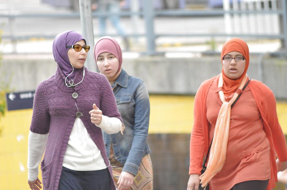 12P British Asian