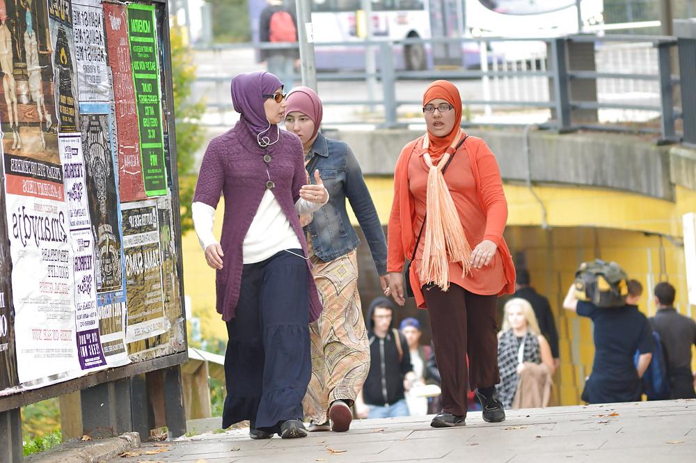 12P British Asian