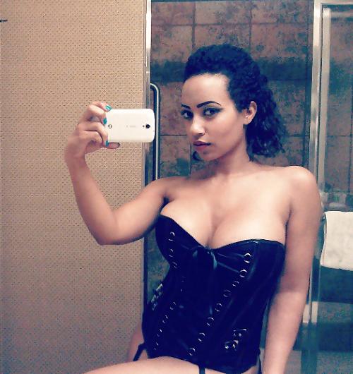 15P Black Woman: Vickie Taylor (a.k.a. Vickie 6)