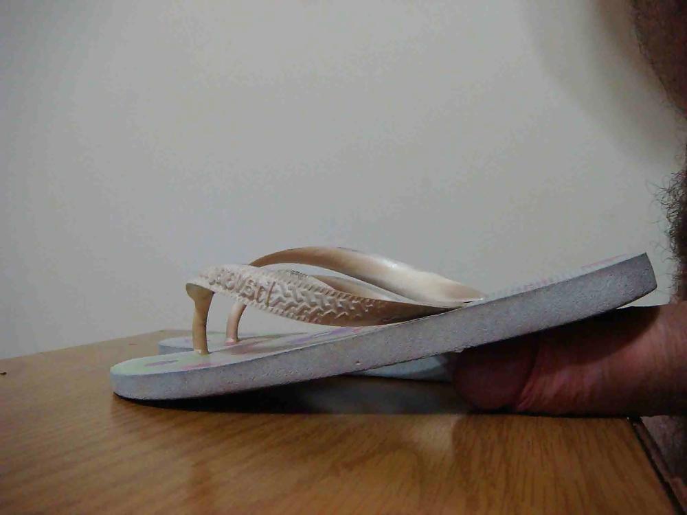 19P Havaianas flowers