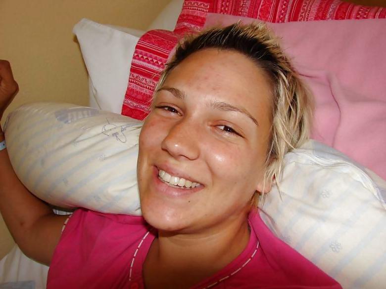 18P Slut SHort Hair