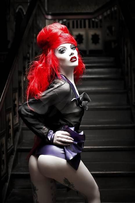 25P Gothic Fetish Females