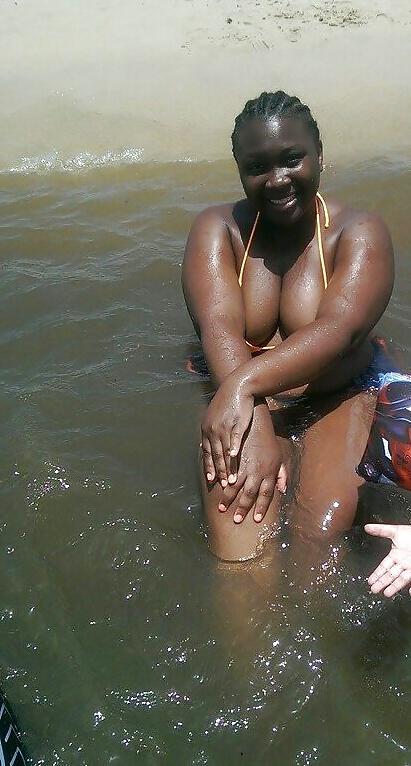 8P Big boobs black teen in bikini