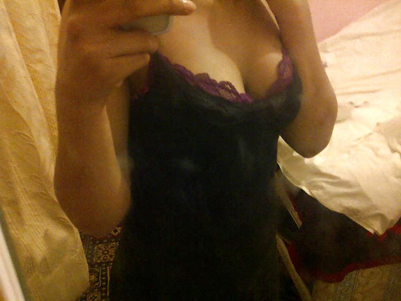 24P Paki british hoe 4