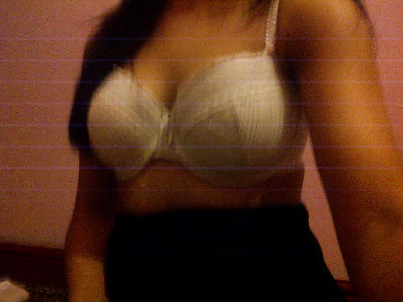 24P Paki british hoe 4