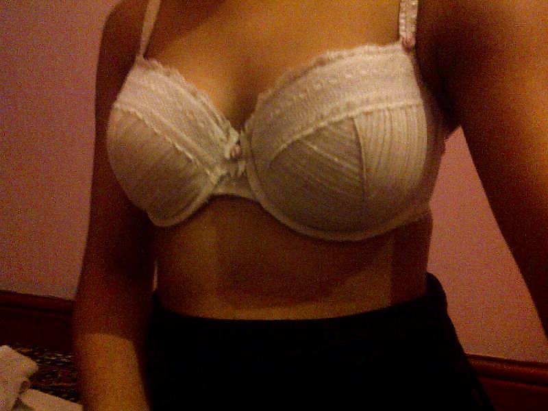 24P Paki british hoe 4
