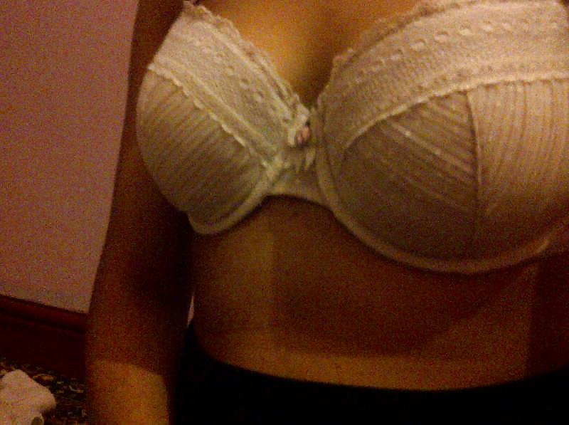 24P Paki british hoe 4