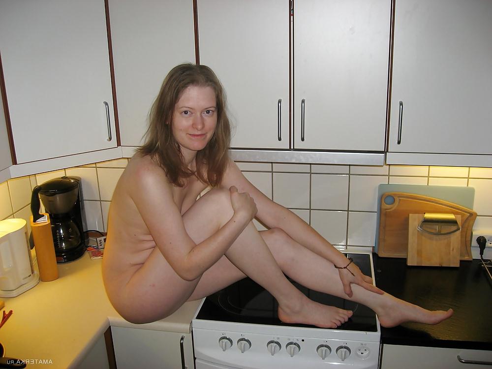 8P Naked on the kitchen stove