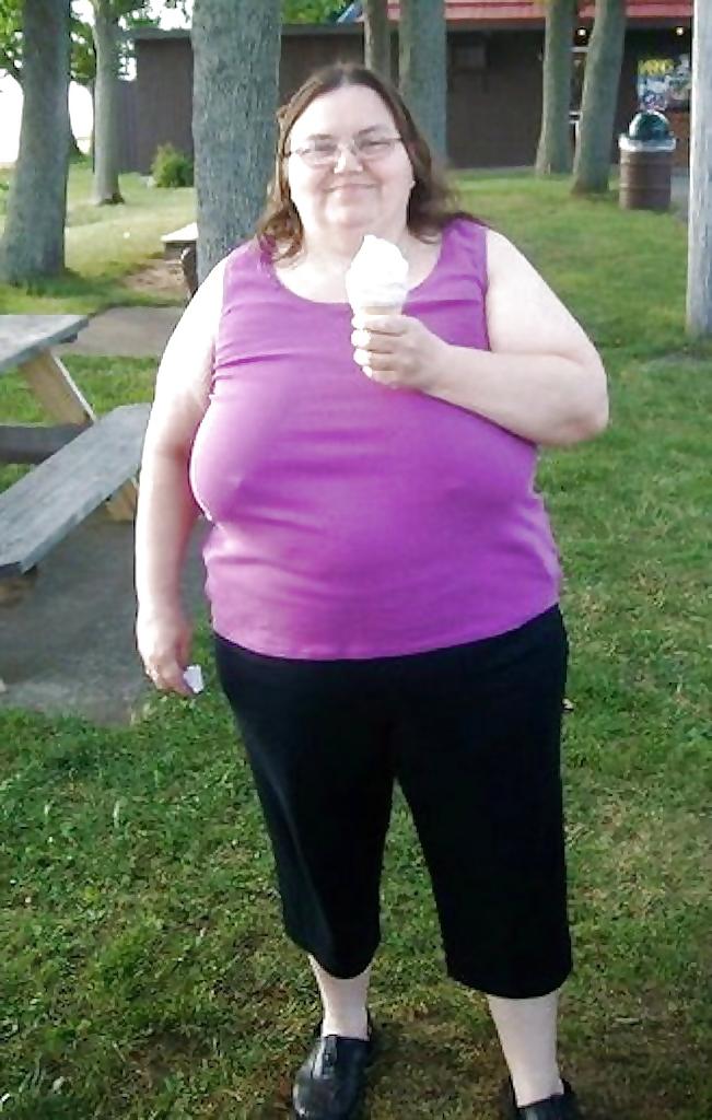 25P Grannies BBW Matures #104