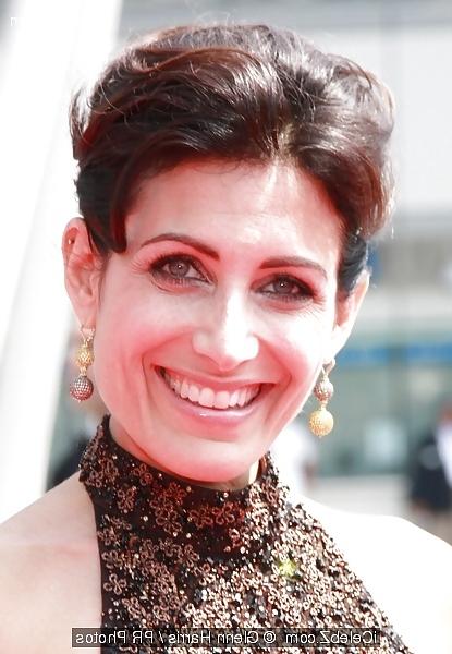 25P Lisa Edelstein aka Dr. Lisa Cuddy 8th
