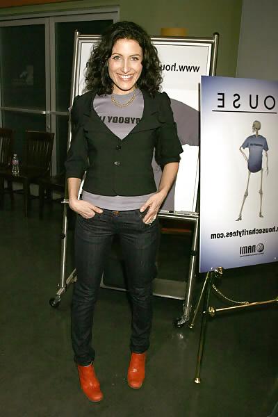 25P Lisa Edelstein aka Dr. Lisa Cuddy 8th