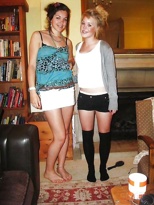 19P Left or right who is the hottest?