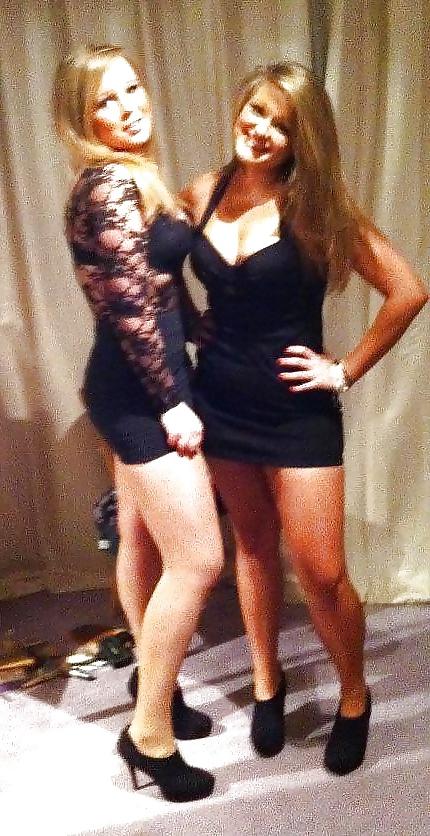 19P Left or right who is the hottest?