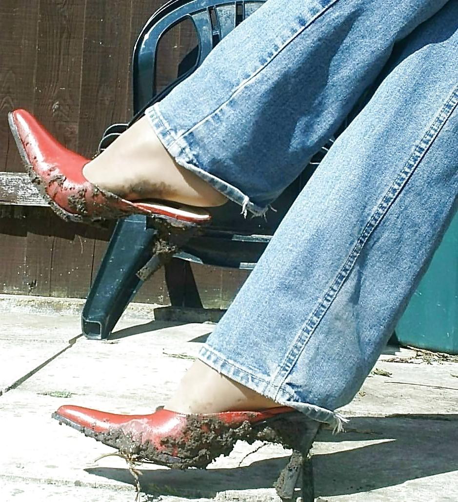 25P Red Mules III