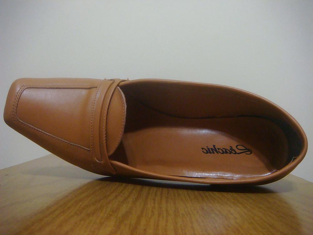 25P Sapatos salto alto Leachick