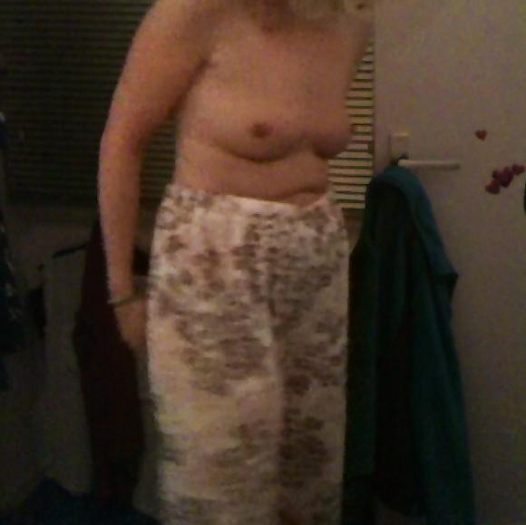 24P Wife out of the shower