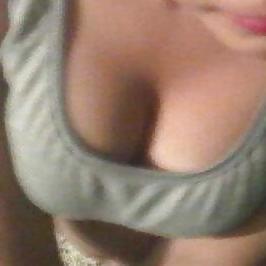 22P More cleavage and downblouse sexy teens
