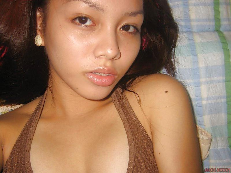 25P Private Photo's Young Asian Naked Chicks 13 FILIPINA