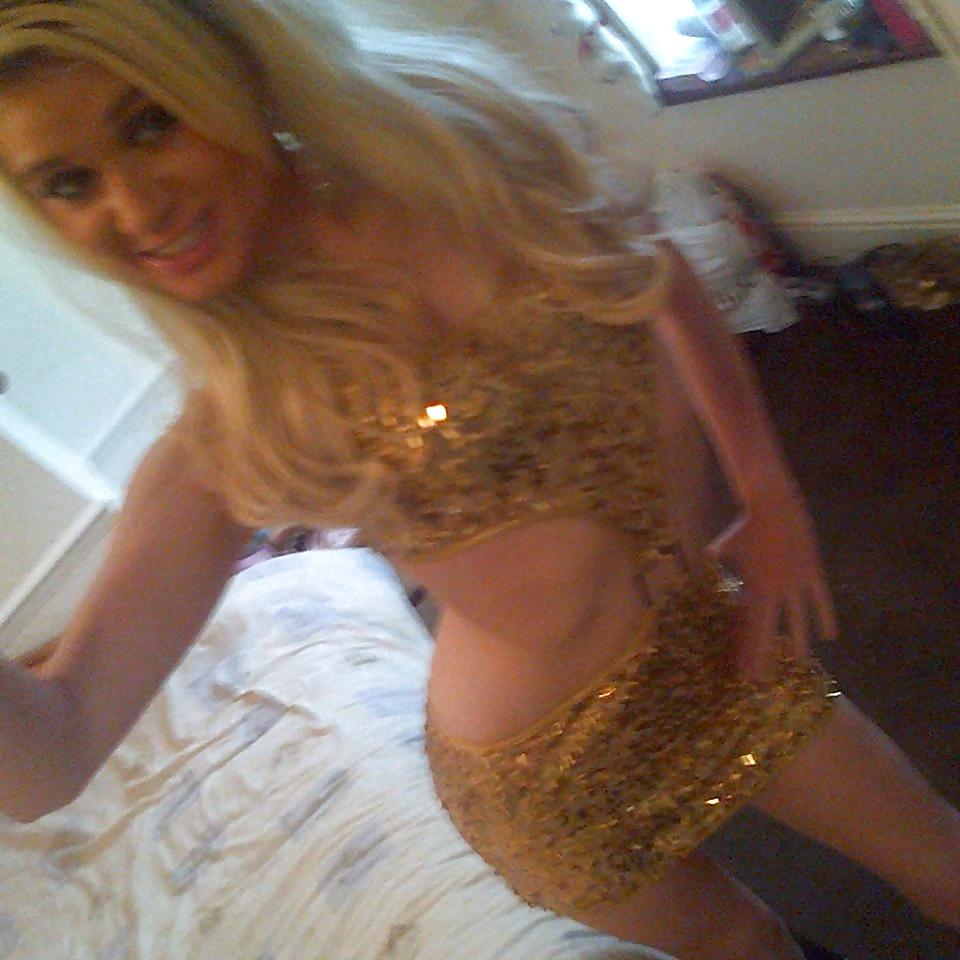 11P British chav slag Zoe Hagreaves