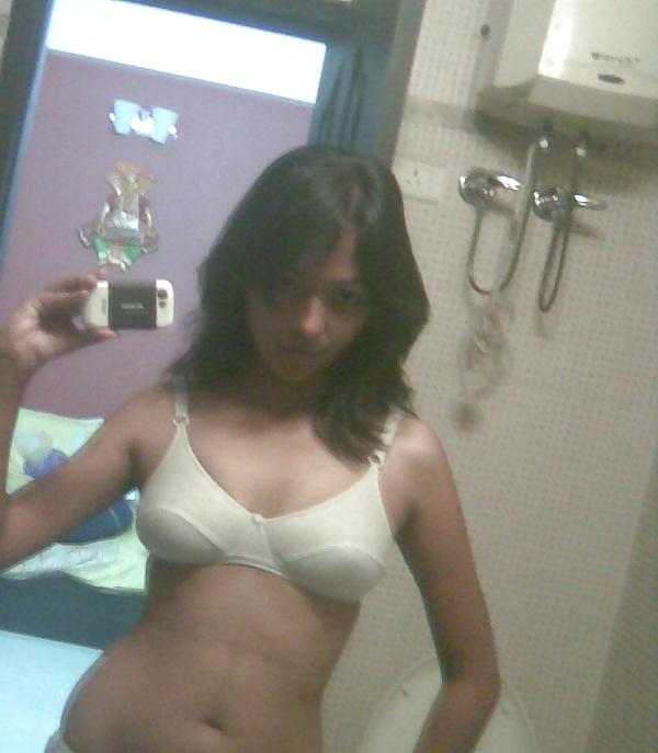 17P Private Photo's Young Asian Naked Chicks 14 INDIAN