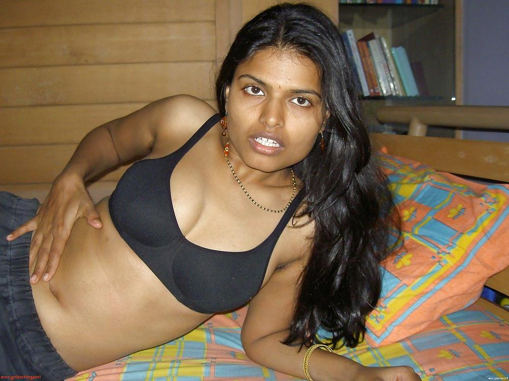 25P Private Photo's Young Asian Naked Chicks 31 INDIAN
