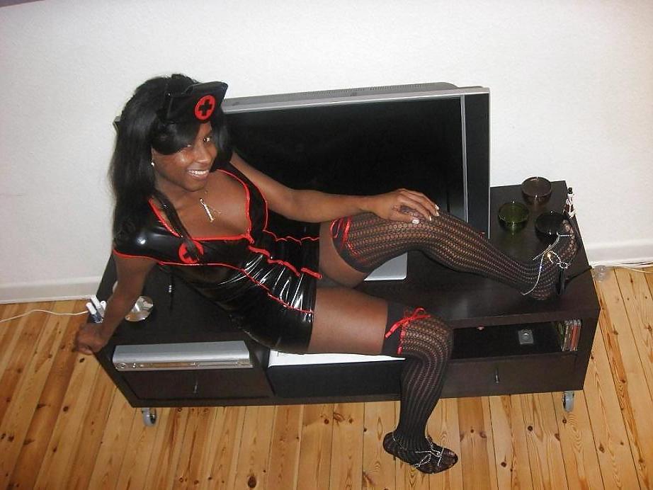 8P Nurse black  shemale