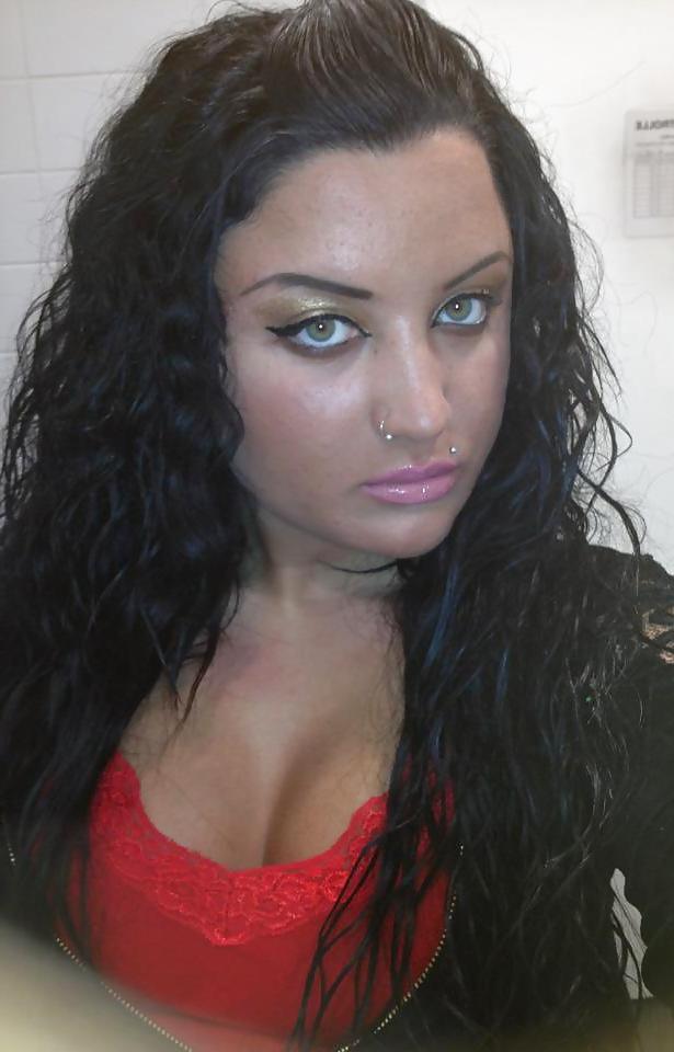 18P TURKISH ISIL HOT TEEN BABE FROM SWITZERLAND
