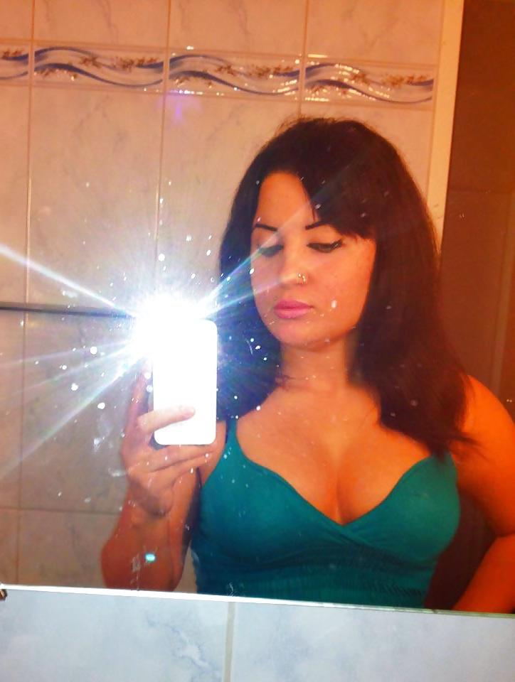 18P TURKISH ISIL HOT TEEN BABE FROM SWITZERLAND