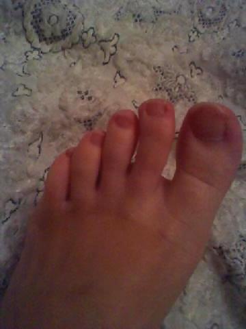 9P Pretty Latina Feet and Arches