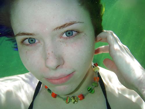 15P Underwater - Face Underwater2