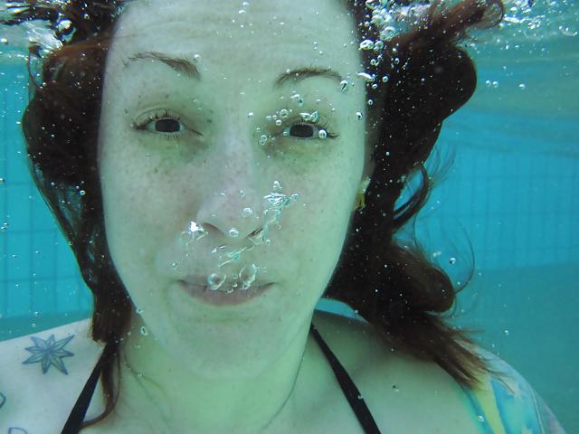 15P Underwater - Face Underwater2